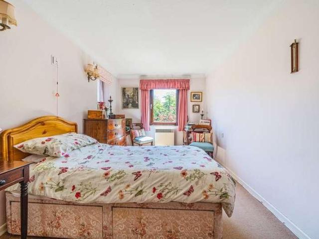 Flat for sale in Fairfield, Waverley