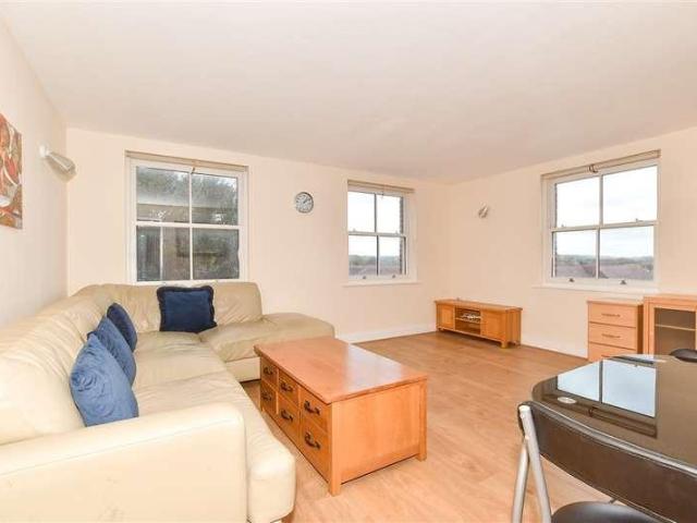Flat for sale in Longport, The Bridge