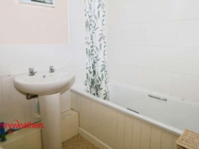 Flat for sale in Rawmarsh, South Yorkshire