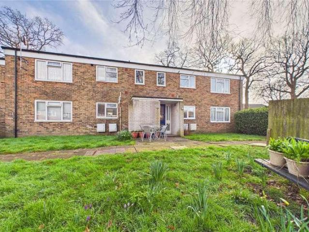 Flat for sale in Northgate, Glynde