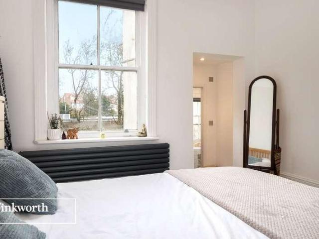 Flat for sale in Brunswick