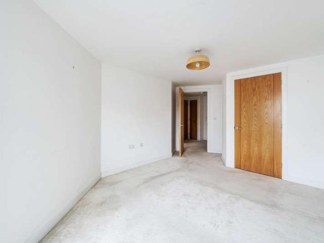 Flat for sale in Blackhills, Surrey