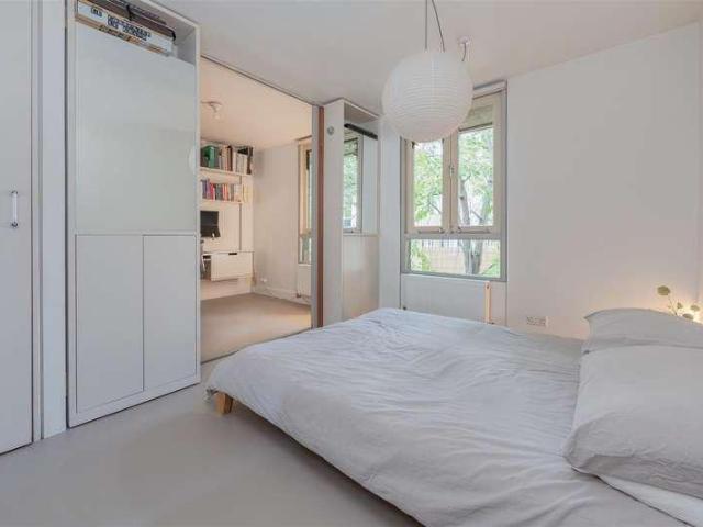 Flat for sale in Dartmouth Park, Greater London