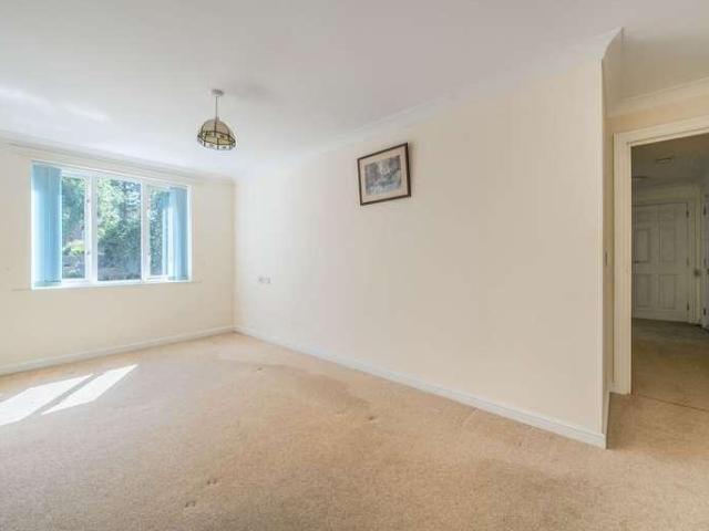 Flat for sale in Great Faringdon, Dromore
