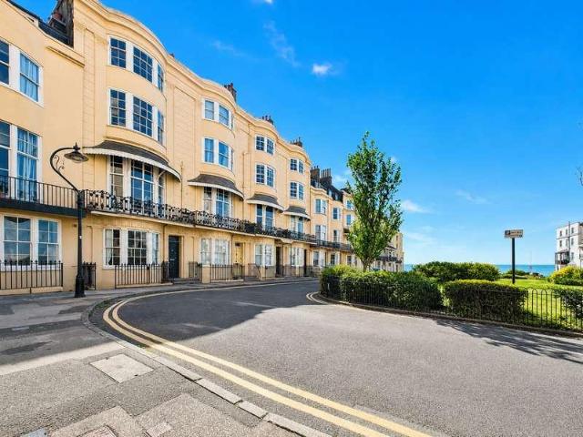 Flat for sale in Brunswick, Brighton & Hove