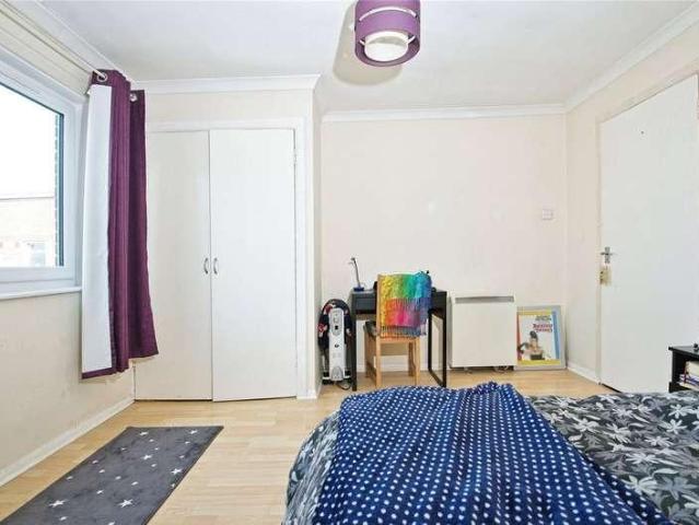 Flat for sale in Falcon Lodge, Wales
