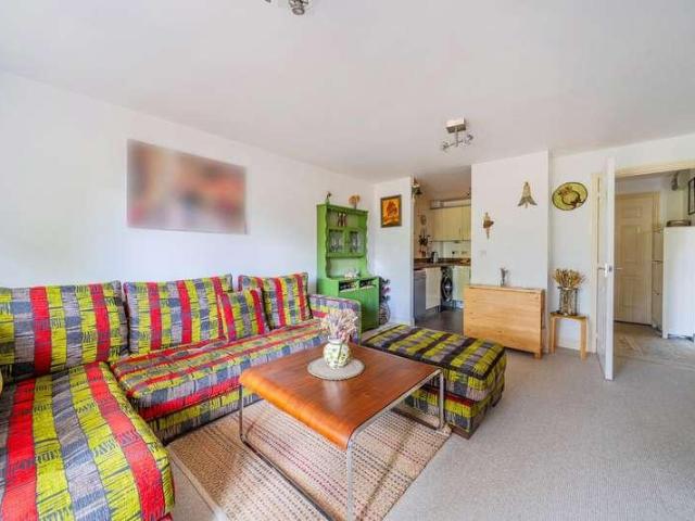 Flat for sale in Lower Halliford, Surrey