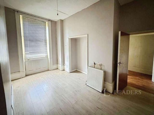 Flat for sale in Upperton, Eastbourne