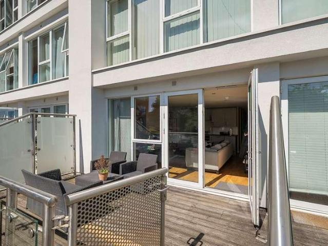 Flat for sale in Feckenham, City Of Bristol