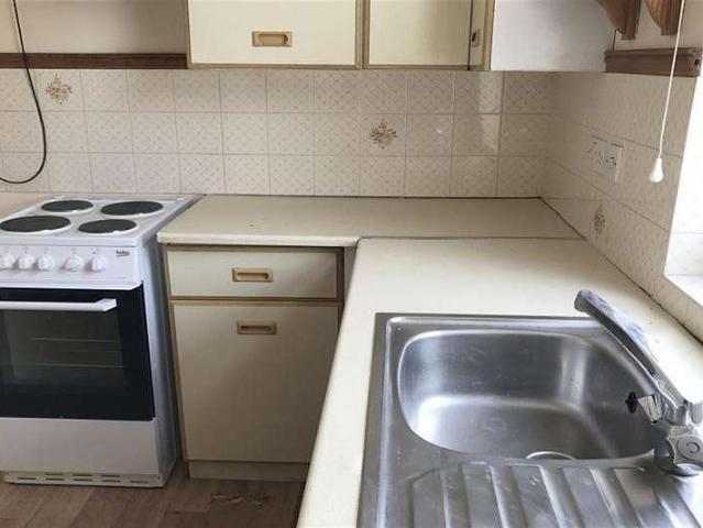 Flat for sale in Roselands, Eastbourne