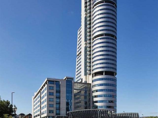 Flat for sale in Holbeck, West Yorkshire