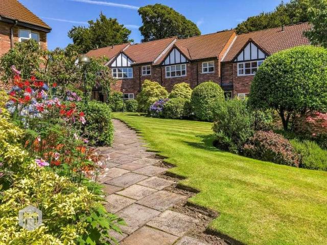 Flat for sale in Markland Hill, Lee Bank