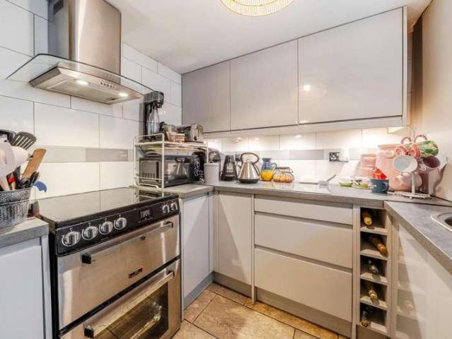 Flat for sale in Slough, Myrke Flat for sale in Slough, Myrke