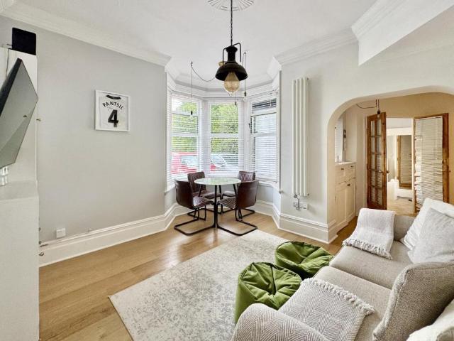 Flat for sale in Charminster, Bournemouth