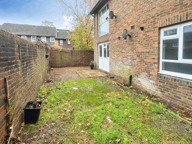 Flat for sale in Birch Hill, Bracknell