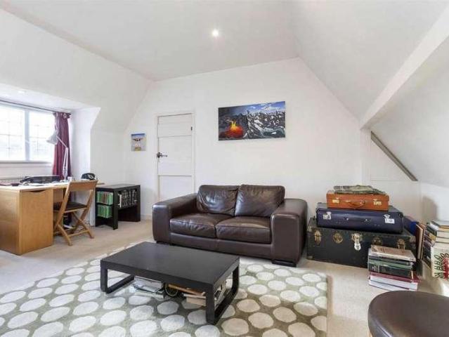 Flat for sale in London Borough of Barnet, Greater London