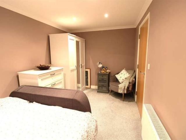 Flat for sale in Cowes, Isle Of Wight