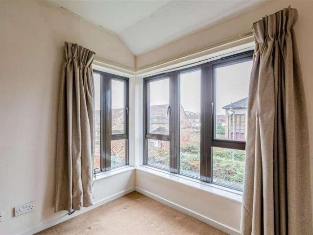 Flat for sale in Blackhills, Surrey