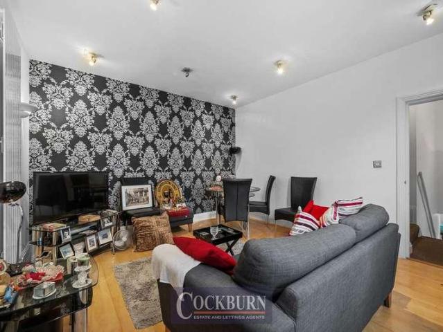 Flat for sale in Middle Park, Greater London