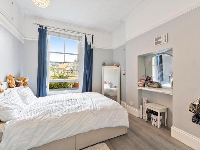 Flat for sale in Weston-super-mare, North Somerset