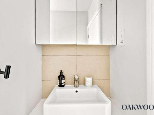 Flat for sale in Highbury, Greater London