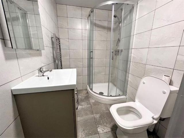 Flat for sale in Old Town, Hull