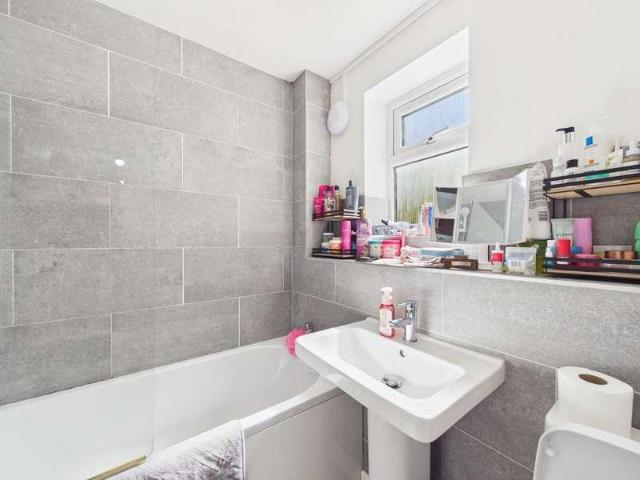 Flat for sale in Old Wharf, City Of Leicester