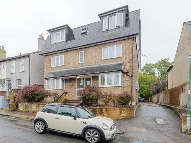 Flat for sale in New Town, Monks Orchard