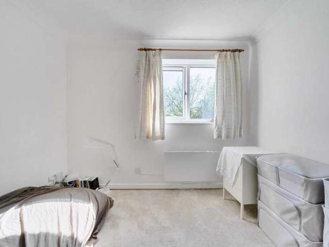 Flat for sale in Caldecott, Dromore