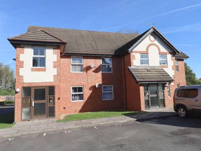 Flat for sale in Barton, Leicestershire