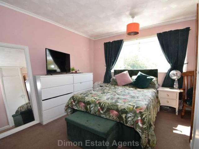 Flat for sale in Elson, Middlecroft