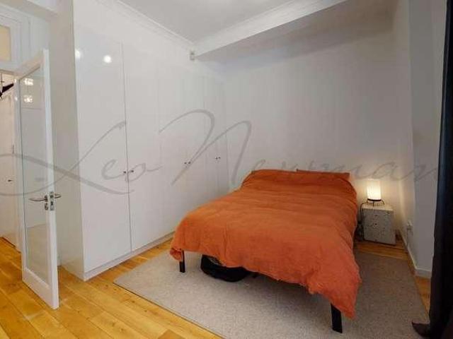 Flat for sale in St. John's Wood, Greater London