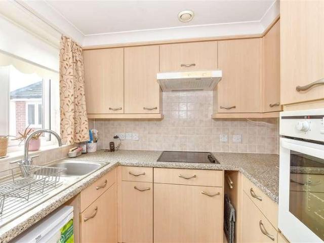 Flat for sale in Spring Vale, Hampshire
