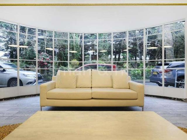 Flat for sale in Brent Cross, Greater London