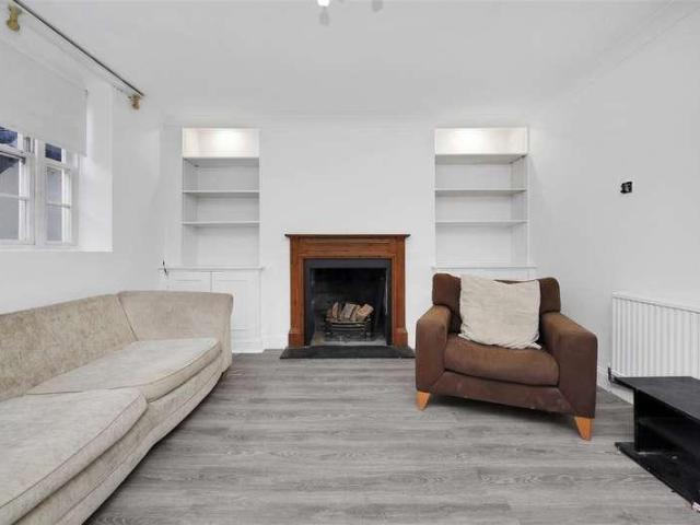 Flat for sale in Pimlico, Greater London