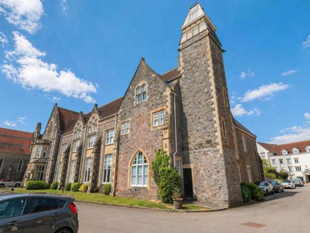 Flat for sale in Weston-super-mare, North Somerset