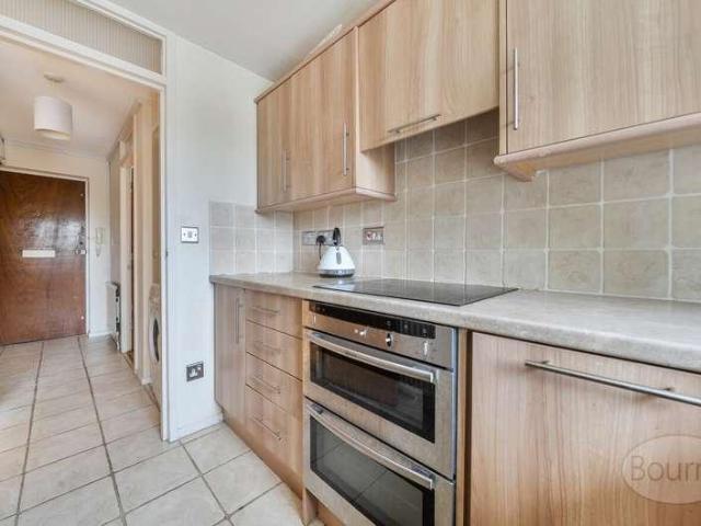 Flat for sale in Charlotteville, Westborough