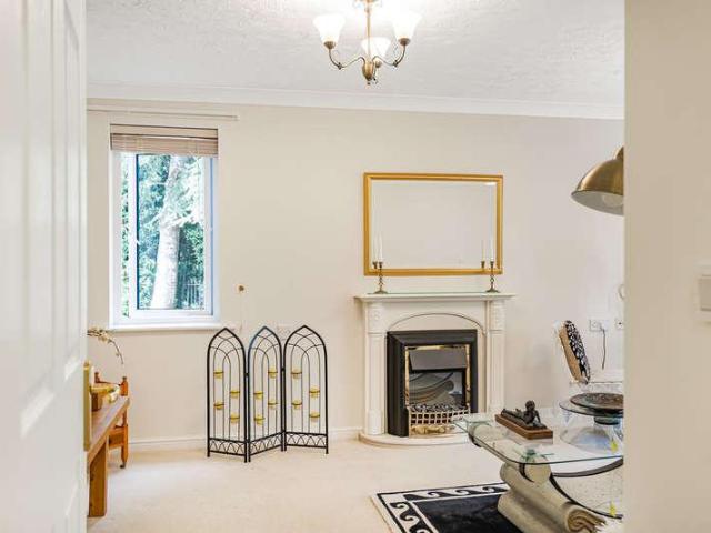 Flat for sale in Babbacombe