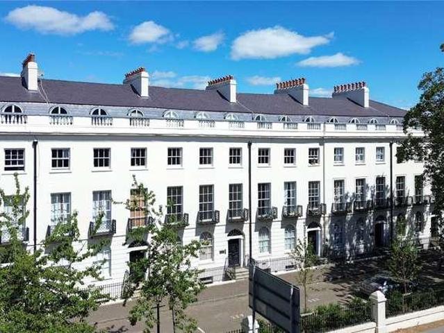 Flat for sale in Newtown, Reading