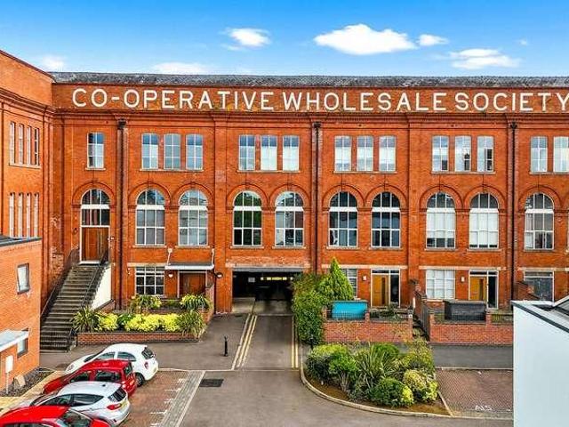 Flat for sale in Old Wharf, City Of Leicester
