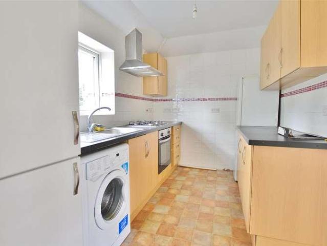 Flat for sale in Slough
