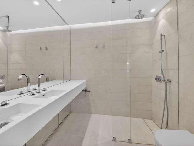 Flat for sale in East Marylebone, Mayfair