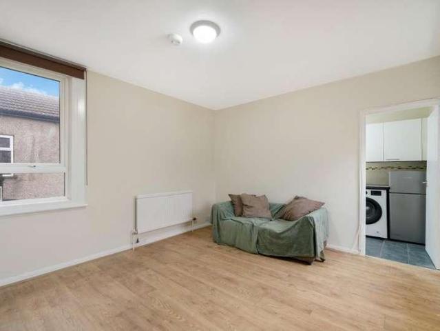 Flat for sale in Hendon Central, The Hyde