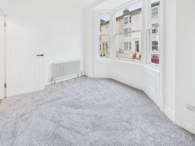 Flat for sale in Round Hill, Isle Of Man