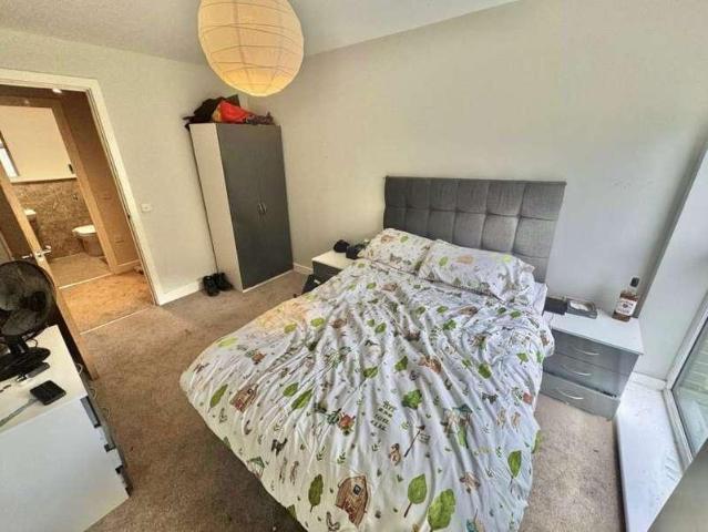 Flat for sale in Ordsall, Salford