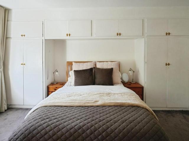 Flat for sale in Georgia, Greater Manchester