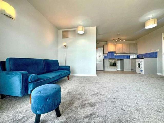 Flat for sale in Greater London