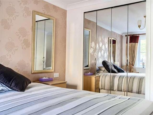 Flat for sale in Black Bourton, Oxfordshire