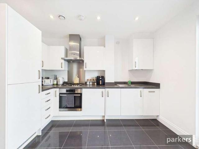 Flat for sale in Reading