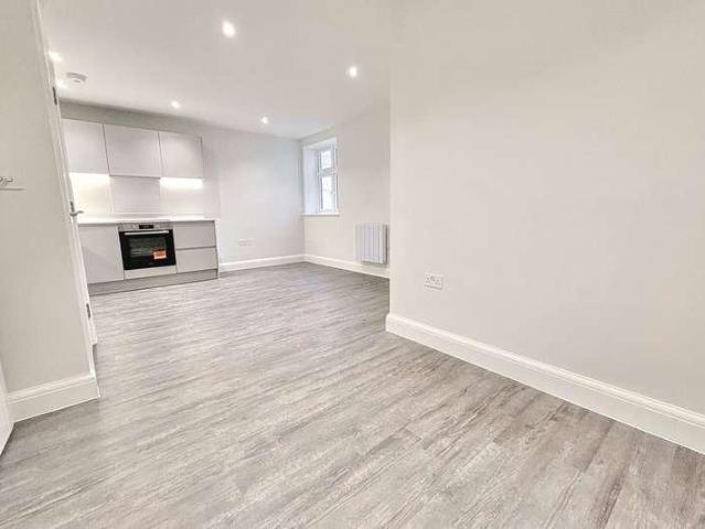Flat for sale in Wick, Bournemouth